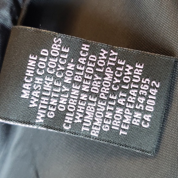 Black and White Investments Petites blazer with 3/4 sleeves - Picture 9 of 11